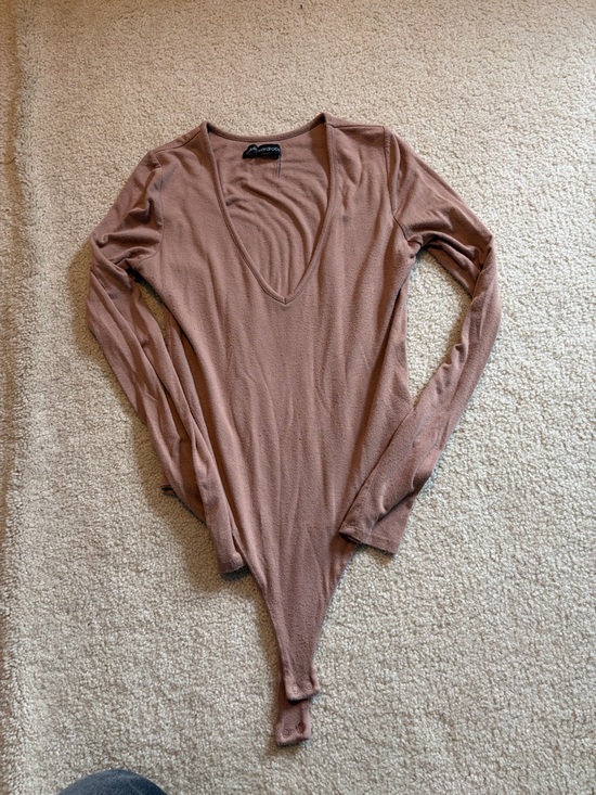 naked wardrobe Tops - naked wardrobe Ribbed Long Sleeve V-Neck Bodysuit - Mauve Taupe